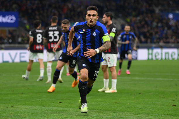 足球是一项 足球是一项