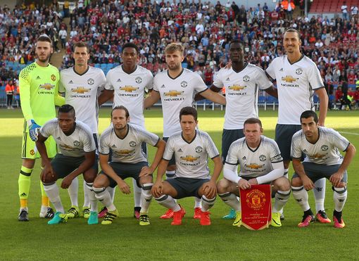 毫无偏差地 毫无偏差地